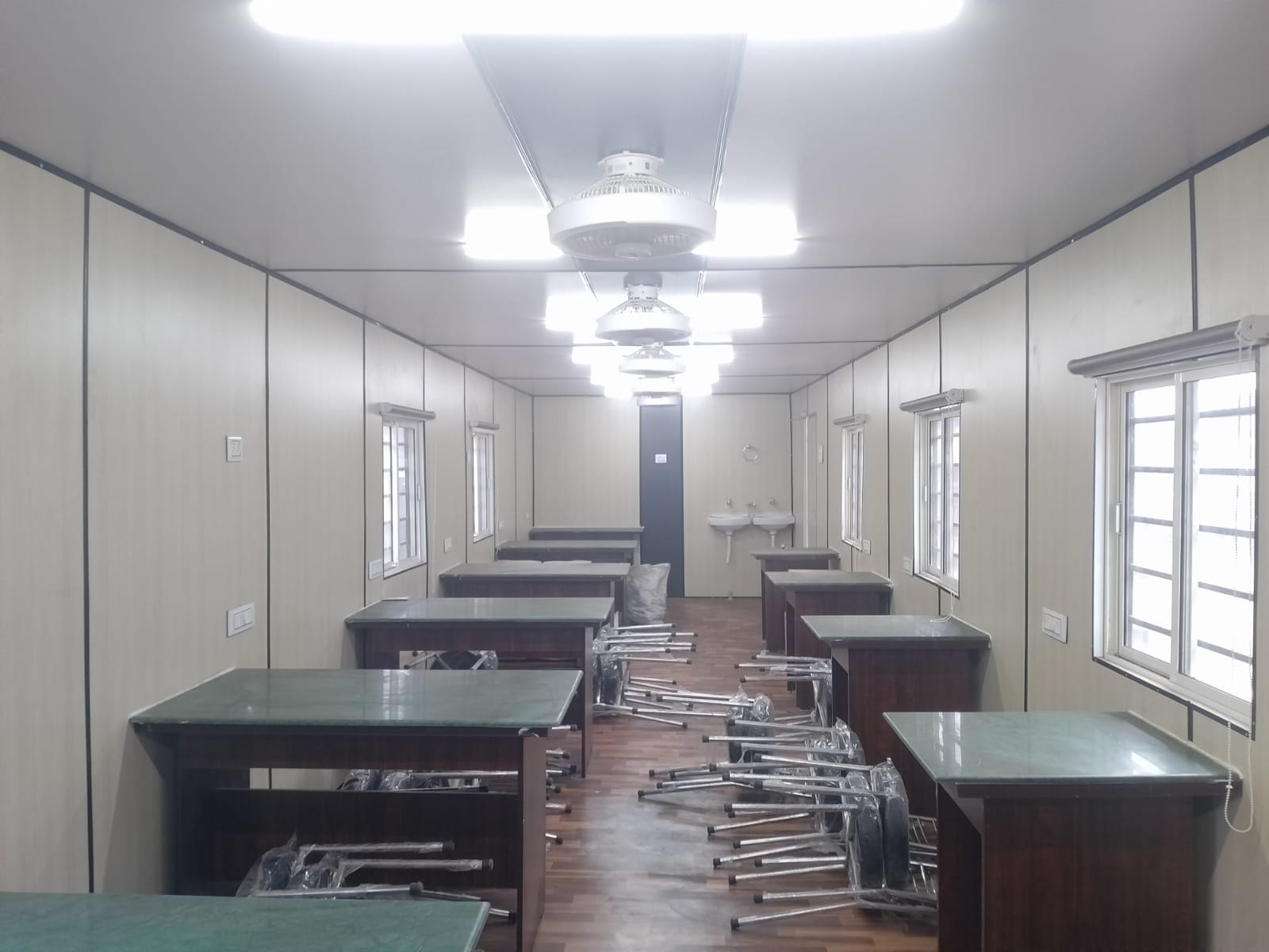 ms portable dining cabin
